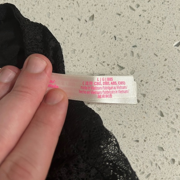 NWOT - Victoria’s Secret PINK bralette in black - Picture 3 of 3